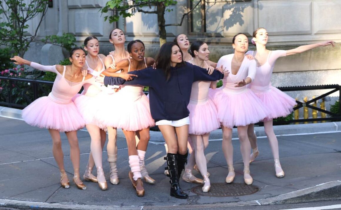 Celeb Snaps: Nicholas Galitzine Promotes Masters of the Universe, Plus Jennifer Lopez, Brett Goldstein, Paul Anthony Kelly, Andrew Scott, and More 23 Olivia Rodrigo Films A Music Video In New York