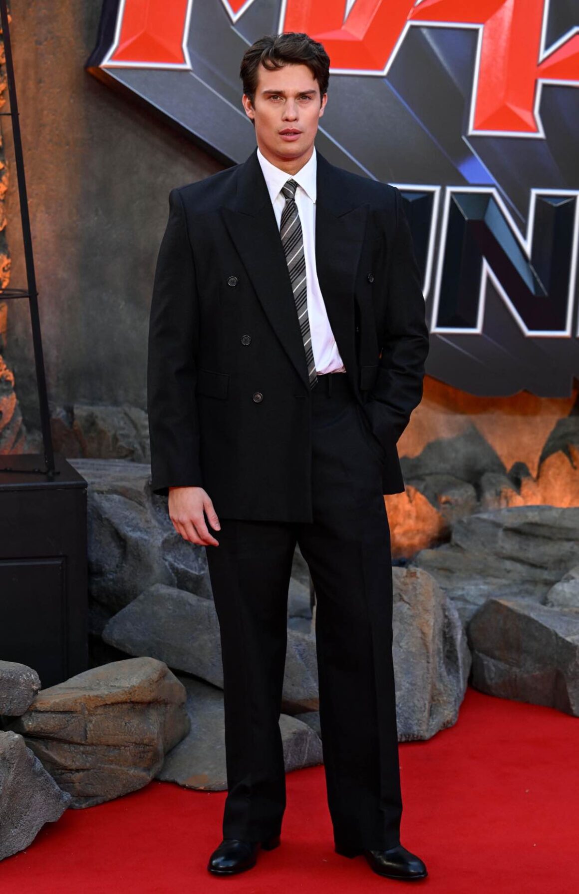 Celeb Snaps: Nicholas Galitzine Promotes Masters of the Universe, Plus Jennifer Lopez, Brett Goldstein, Paul Anthony Kelly, Andrew Scott, and More 2 London Premiere Of ‘Masters of the Universe’