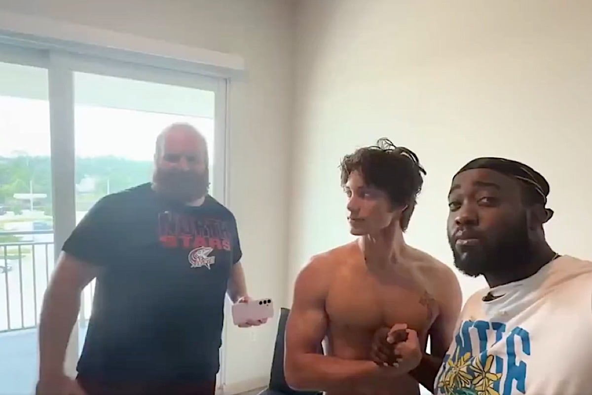 TikTok's "Hullo" Mason Hull Arrested: Looksmaxxing Influencer Faces 15 Child Pornography Charges After Girlfriend Alerts Police