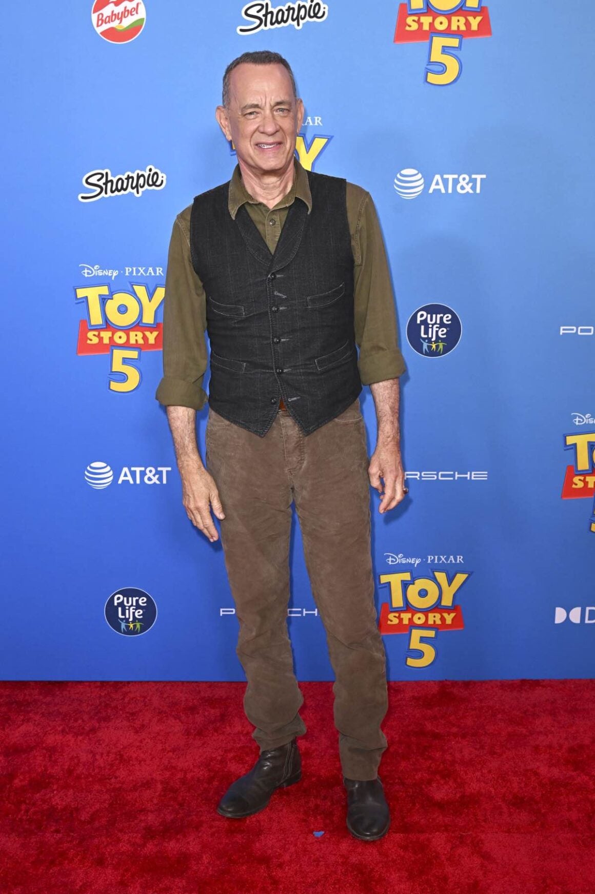Los Angeles Premiere Of 'Toy Story 5' - Arrivals
