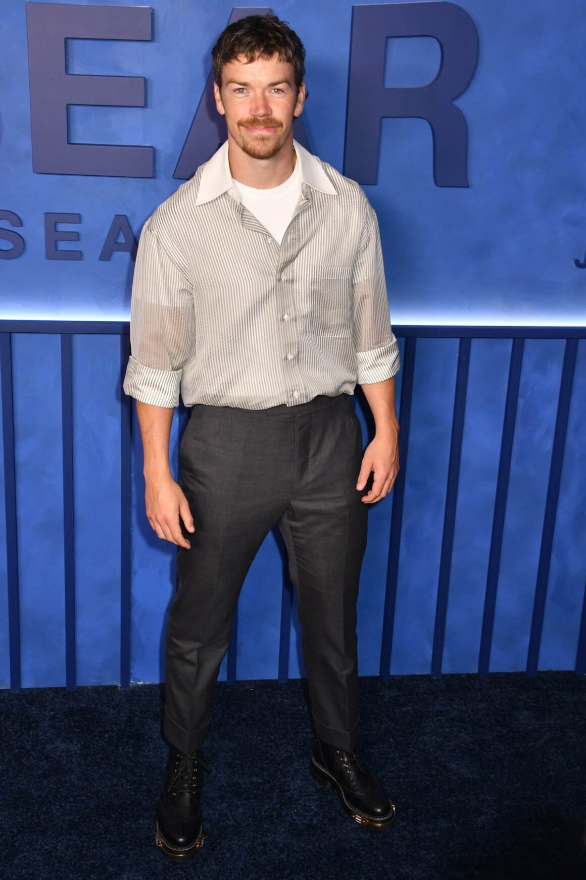 Celeb Snaps: Angelina Jolie Promotes Cotoure, Plus Taylor Swift, Will Poulter, Tom Holland, Zendaya, and More 29 FX's 'The Bear' Final Family Meal Event