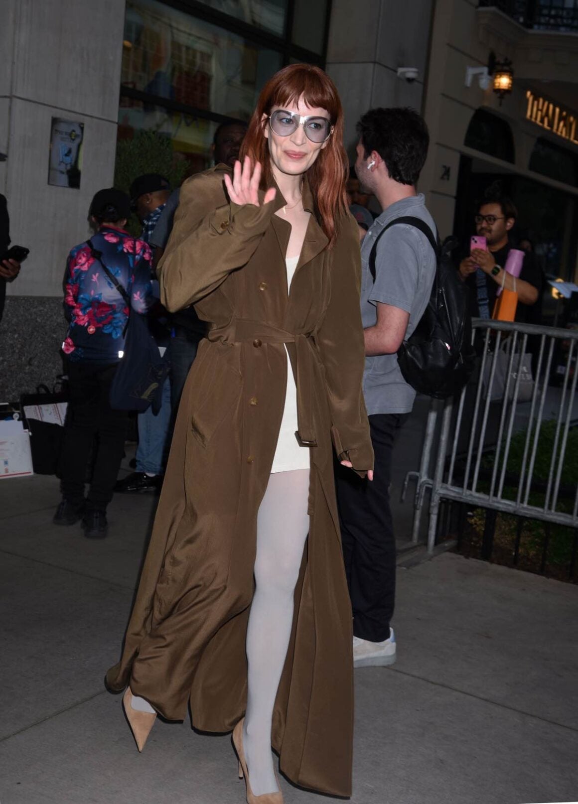 Celeb Snaps: Angelina Jolie Promotes Cotoure, Plus Taylor Swift, Will Poulter, Tom Holland, Zendaya, and More 9 Brit Lower Leaves Hotel To Appear On The Daily Show