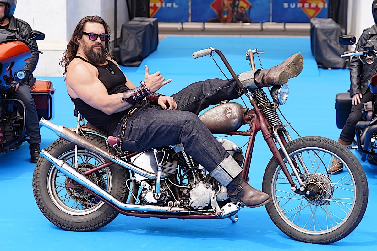 Celeb Snaps: Jason Momoa Sits for Supergirl, Plus Eric Andre, John Cena, Timothée Chalamet and More