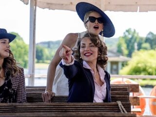 LADIES OF LONDON: THE NEW REIGN