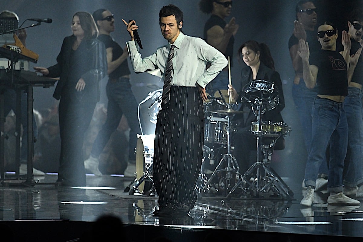 Harry Styles Tops Coldplay and Taylor Swift With New Guinness World Record at Wembley