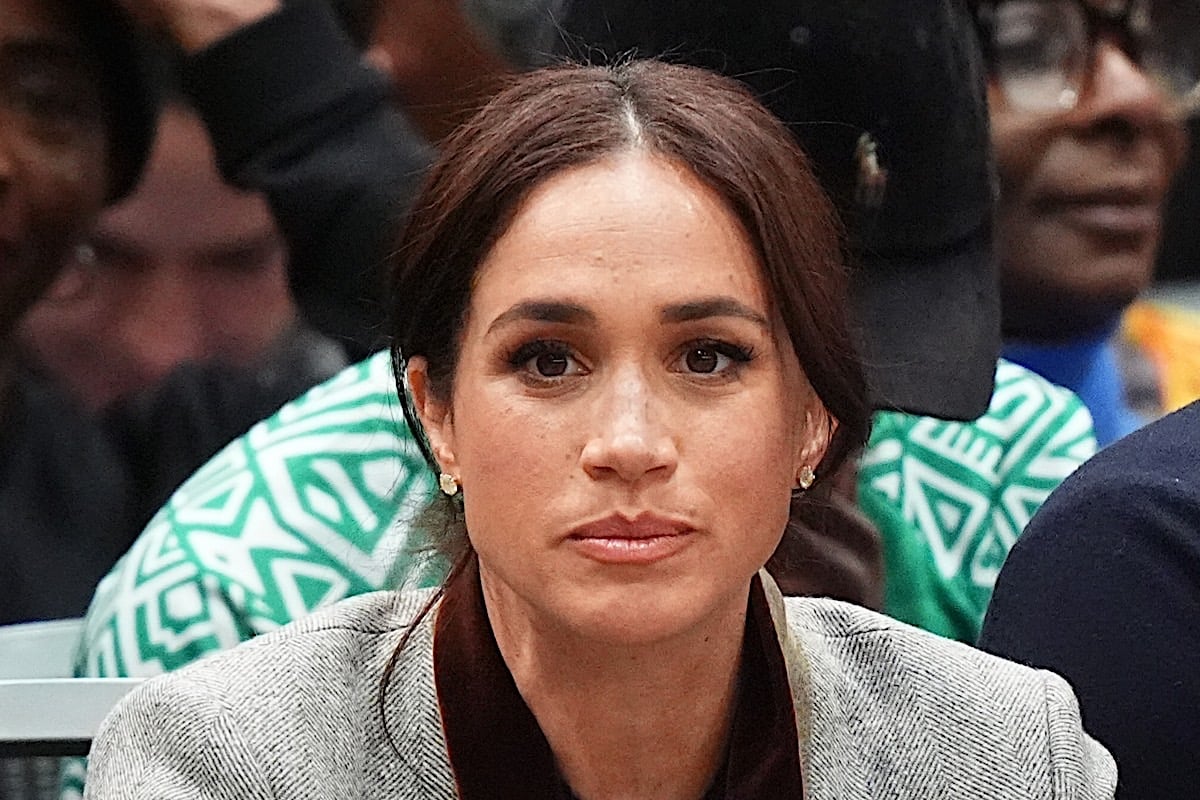 Headline: Meghan Markle & Kids Coming to Britain After All, Is Ryan Gosling Playing a Skywalker, Erika Jayne vs. Chris Psaila, and More News