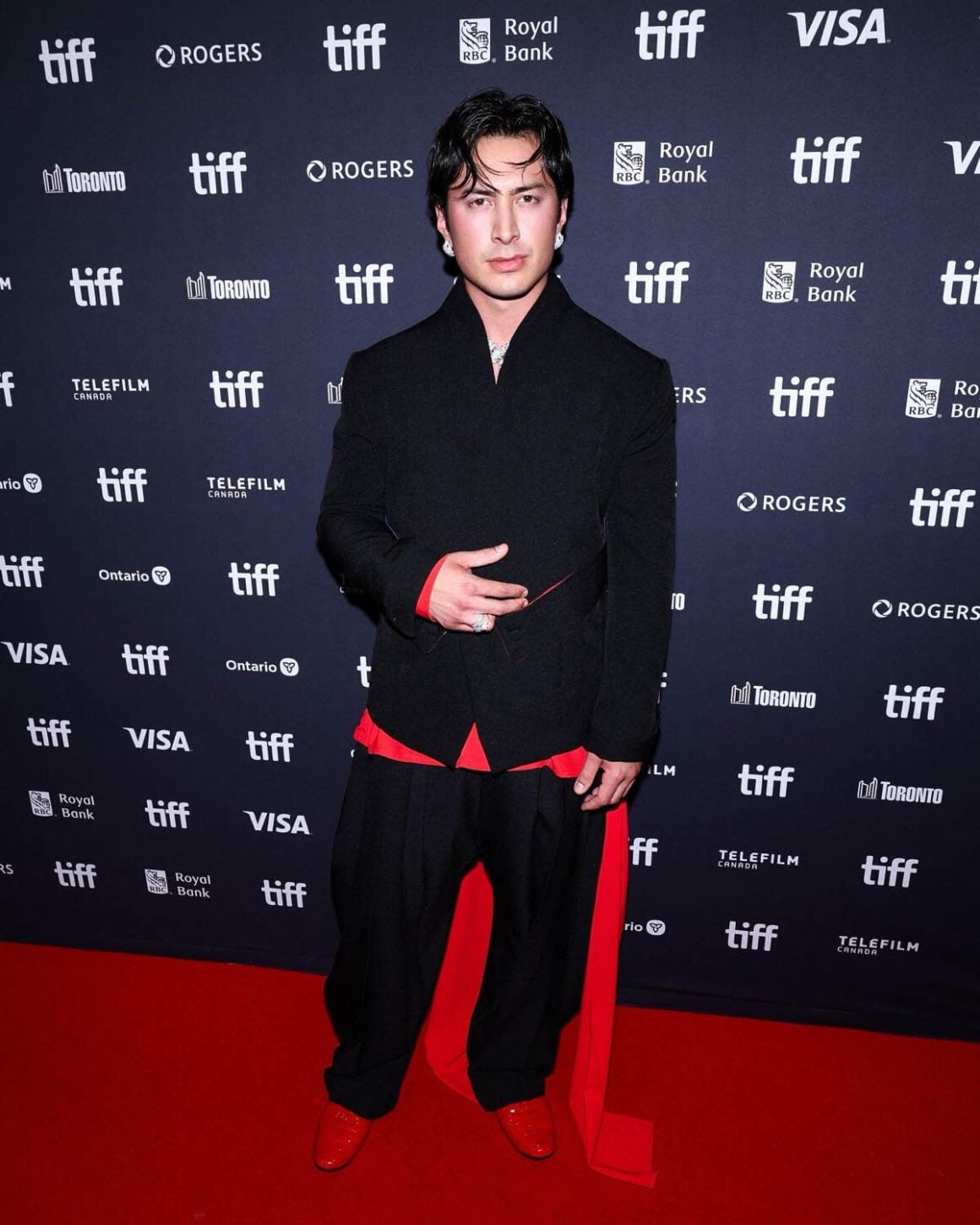 Hudson Williams' Unfiltered Cornell Opinion Joins Josh Gad and Mariska Hargitay in Demanding Accountability 3 Hudson Williams attends the premiere of “YAGA”