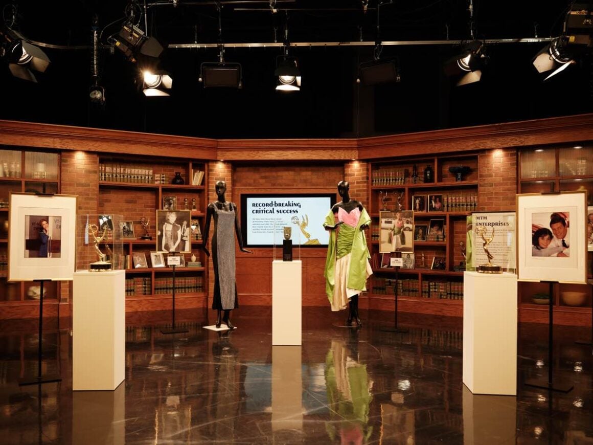 Celebrating the Life and Looks of a Legend: Frances Valentine Honors Mary Tyler Moore with a New Collection 2 Frances Valentine x Mary Tyler Moore