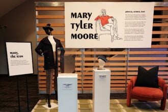 Frances Valentine x Mary Tyler Moore