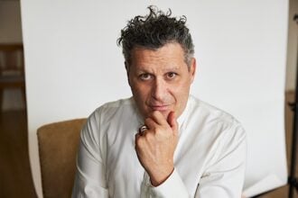 ISAAC MIZRAHI