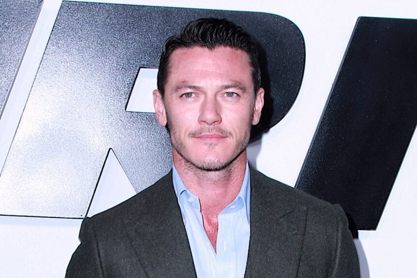 Luke Evans on Closeted Actors in Hollywood: "You Never Know What a Person Has Gone Through" 1 Luke Evans