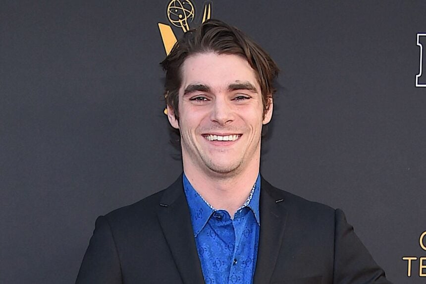 RJ Mitte Dead: Breaking Bad Actor Dies by Reported Suicide at 34 in Texas 1 RJ Mitte